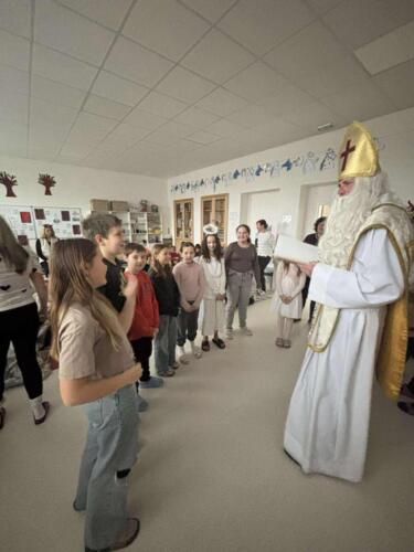 590267002 1571160060556786 5352789046558839134 n